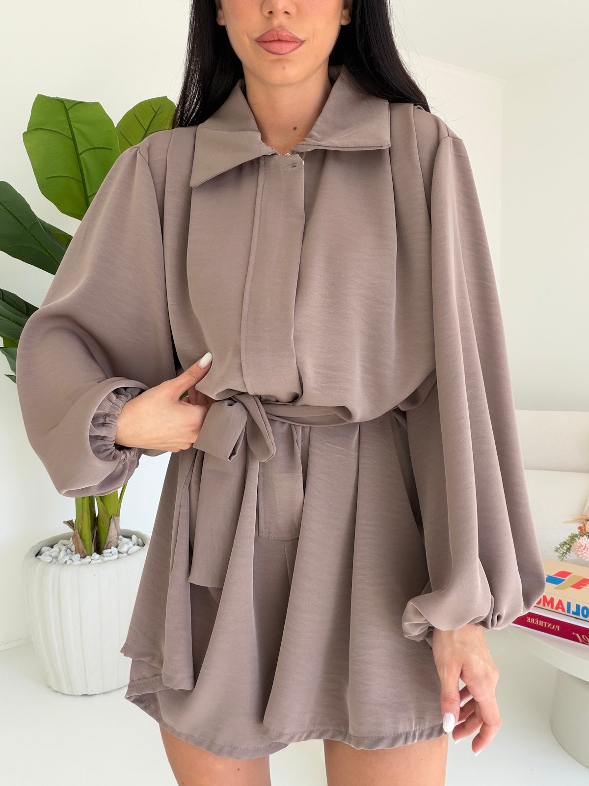 TUTINA BRITTANY TAUPE