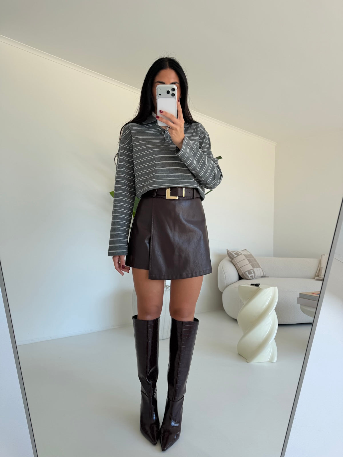 2096-MINI GONNA-SHORT IN ECO PELLE WINE