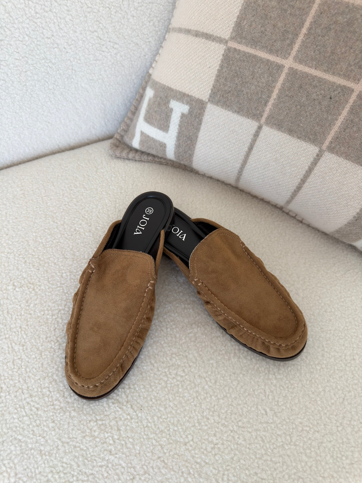 H8-1376M-SABRY-CAMEL