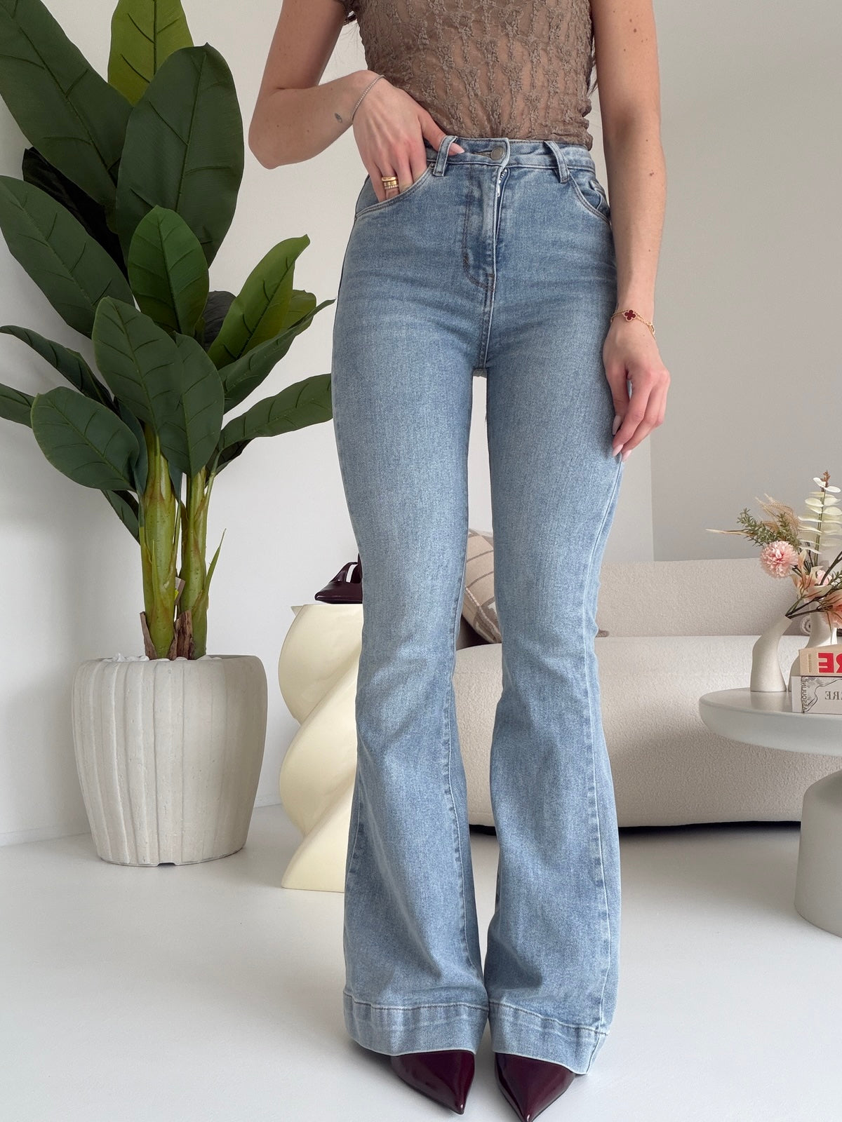 K829-JEANS A ZAMPA DENIM CHIARO