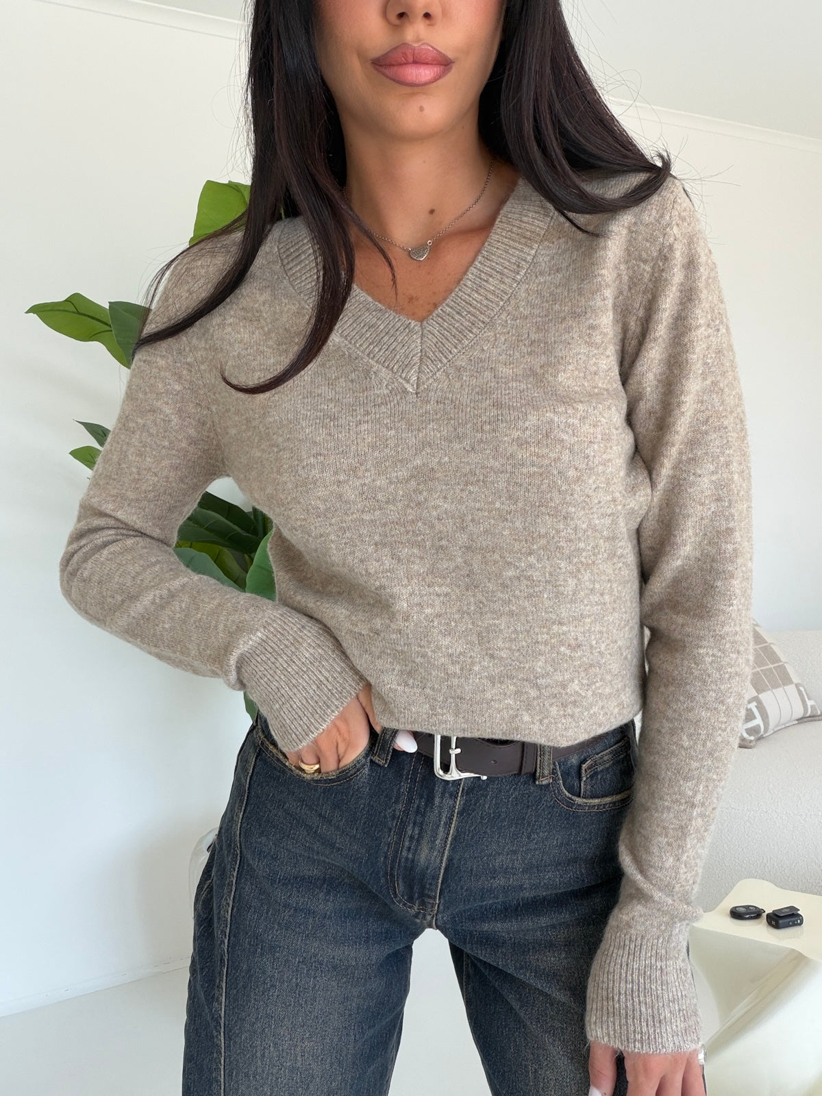 C-3518-1-PULL V STUDIO TAUPE