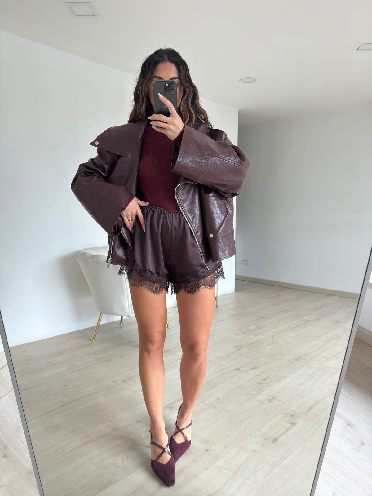 SHORT ICONIC CHOCO