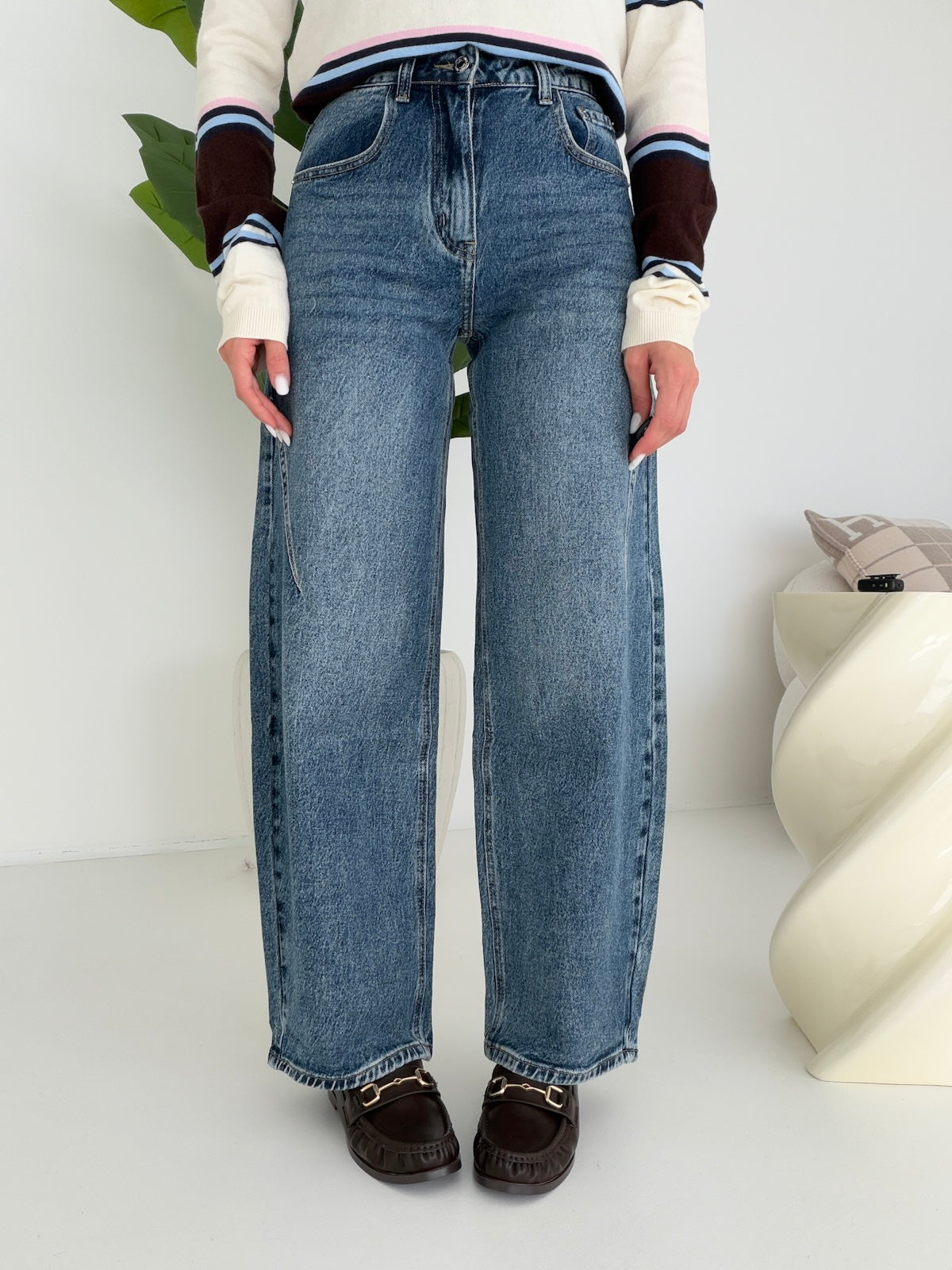 ST801-1-JEANS BARREL NOVEMBER