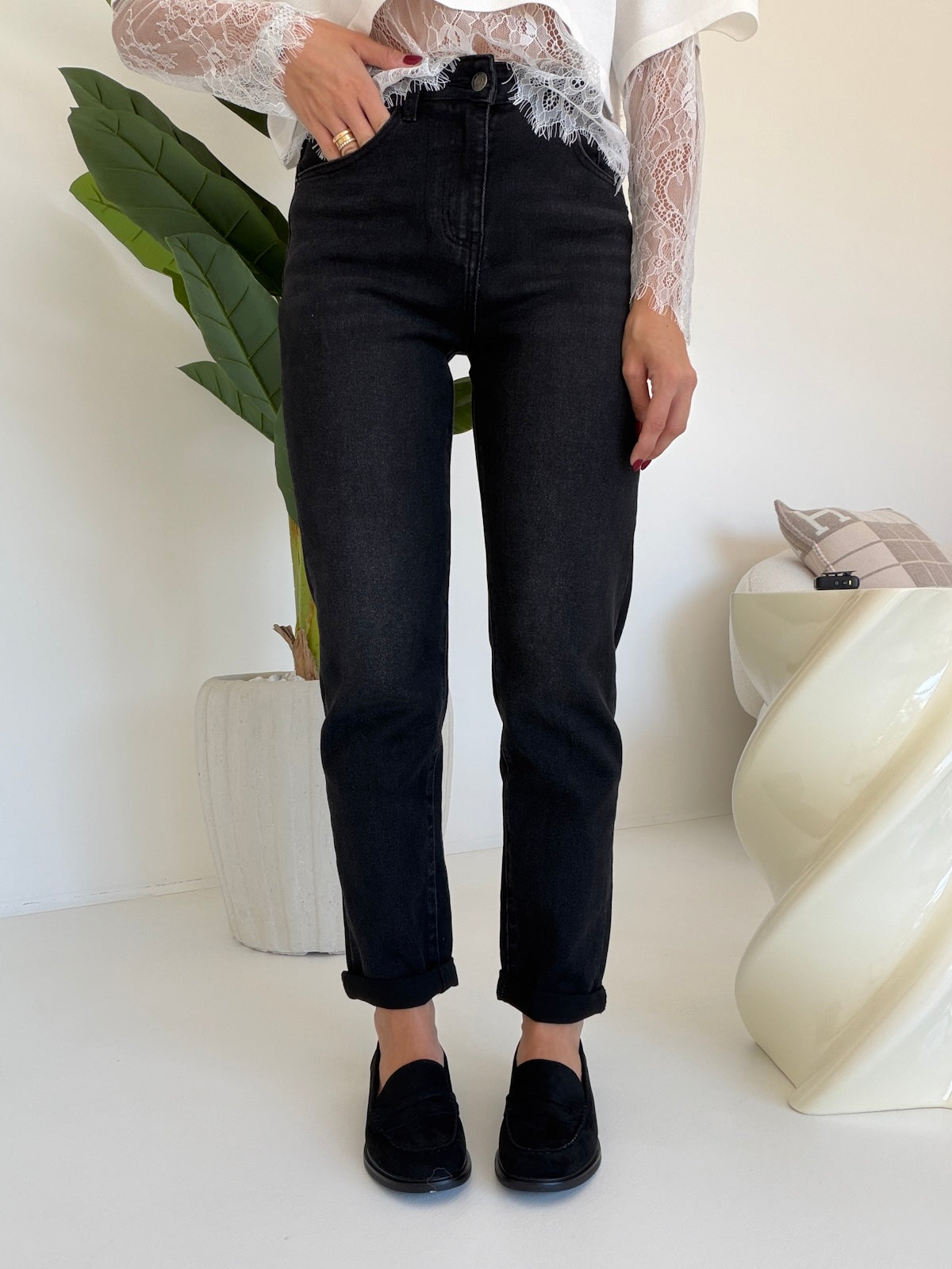 ST1046-7-JEANS MOM BLACK