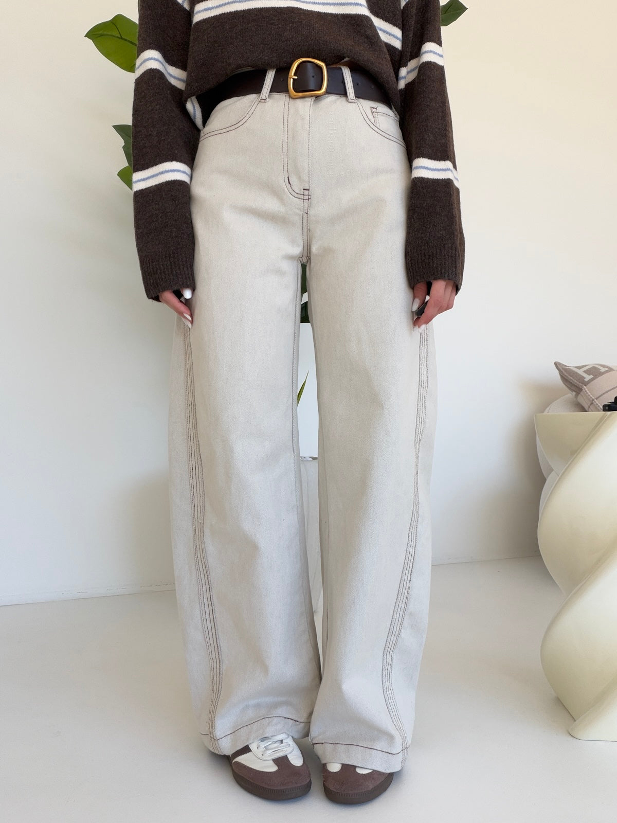 BJG-F32630-4 JEANS BARREL HAZEL MILK