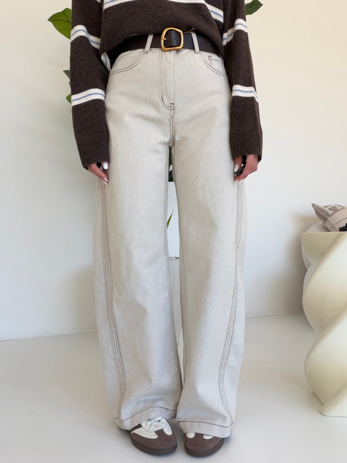 BJG-F32630-4 JEANS BARREL HAZEL MILK