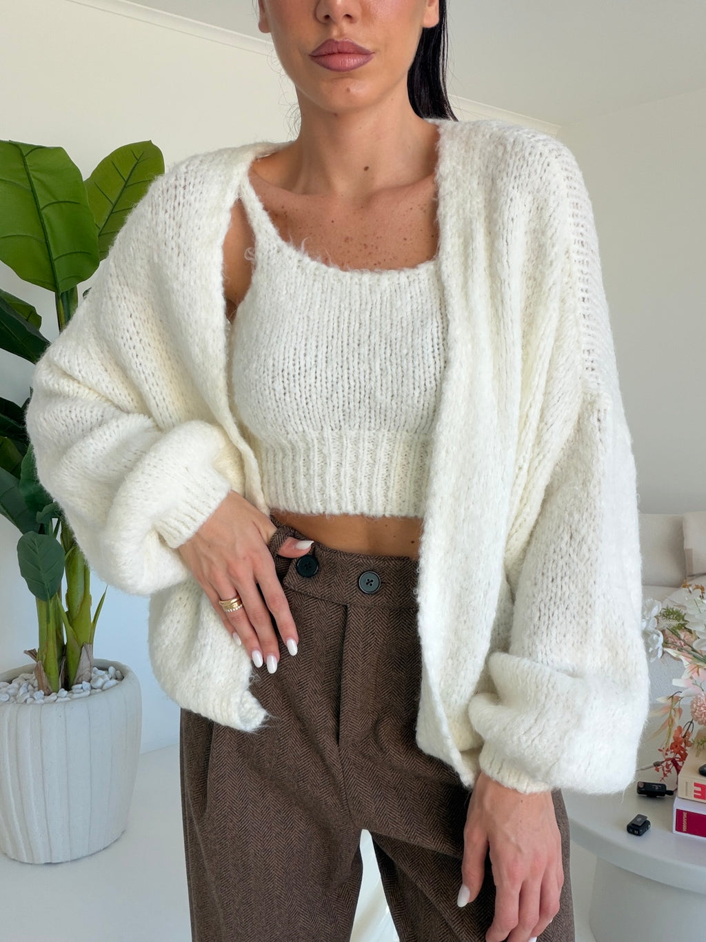 3512-TWINSET JASMINE MILK