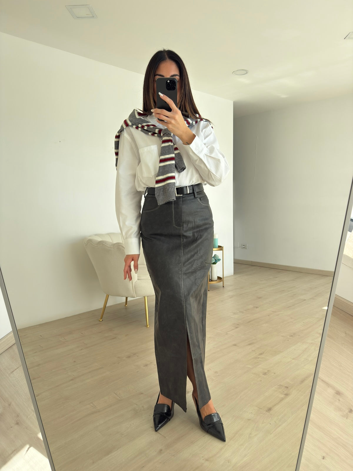 MC9532-GONNA LONGUETTE NERA